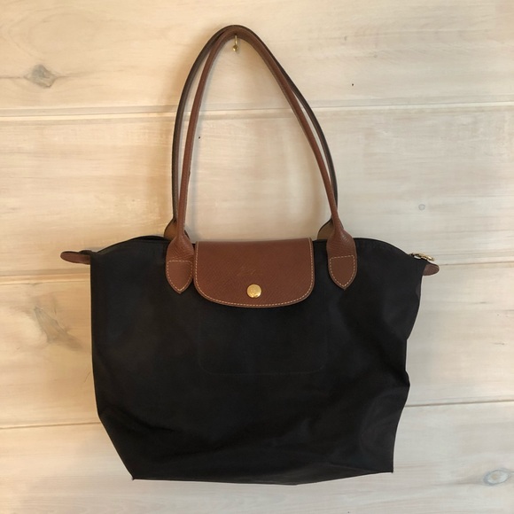 Longchamp Handbags - Authentic longchamp le pilage